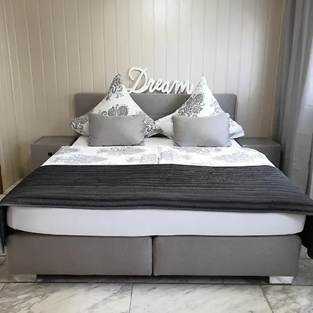 Scholz & Scholz Gbr Zimmervermietung Pensjonat 4*