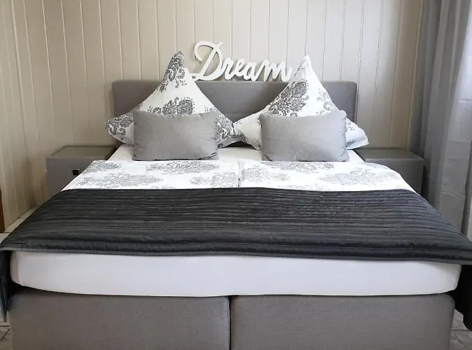 Scholz & Scholz Gbr Zimmervermietung Pensión 4*